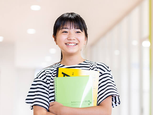 女子中学生